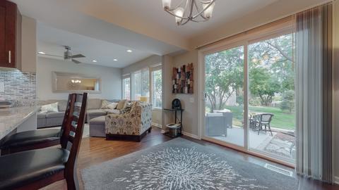 403 Spaulding Rd, Bartlett, IL 60103 photo 8
