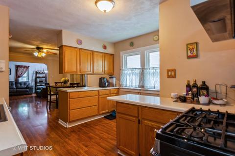 435 Bangs St, Aurora, IL 60505 photo 8