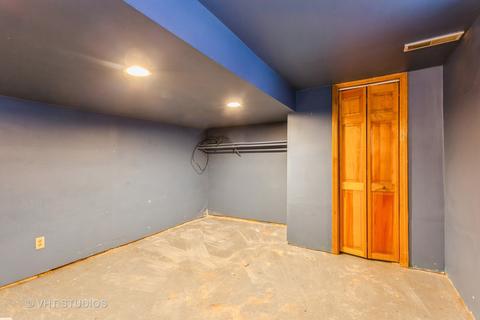 435 Bangs St, Aurora, IL 60505 photo 14