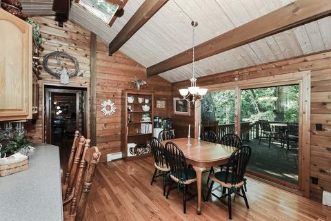 1013 Douglas Rd, Elgin, IL 60120 photo 9