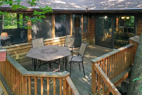1013 Douglas Rd, Elgin, IL 60120 photo 26