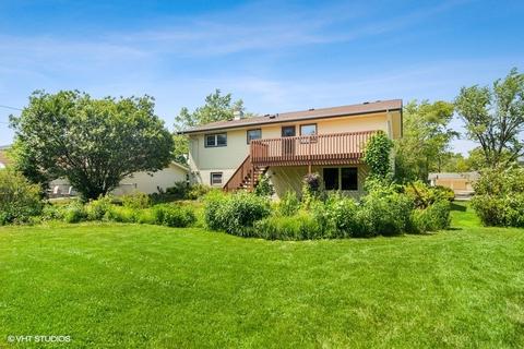 705 Evergreen Ln, Hoffman Estates, IL 60169 photo 16