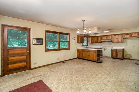 9027 Skyline Dr, Burr Ridge, IL 60527 photo 8