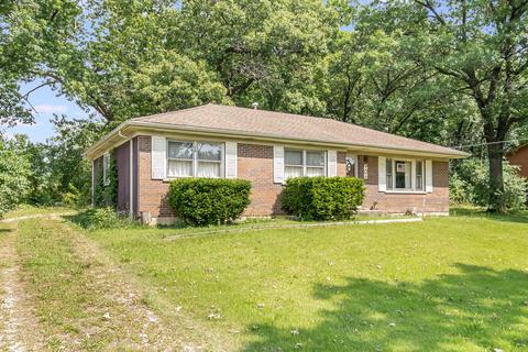 9027 Skyline Dr, Burr Ridge, IL 60527 photo 2