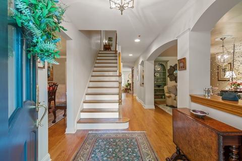 122 E Washington Ave, Lake Bluff, IL 60044 photo 3