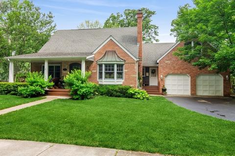 122 E Washington Ave, Lake Bluff, IL 60044 photo 1