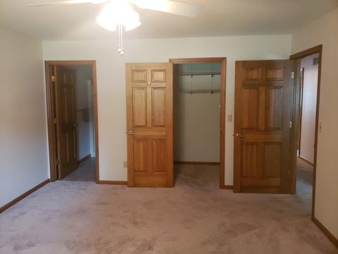 3706 E 17th St, Sterling, IL 61081 photo 12