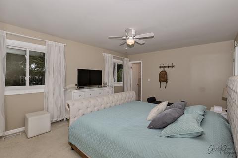 969 Freeman Rd, Hoffman Estates, IL 60192 photo 28