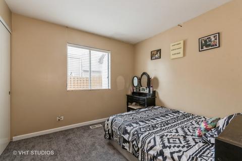 1316 Walden Dr, Elgin, IL 60120 photo 17