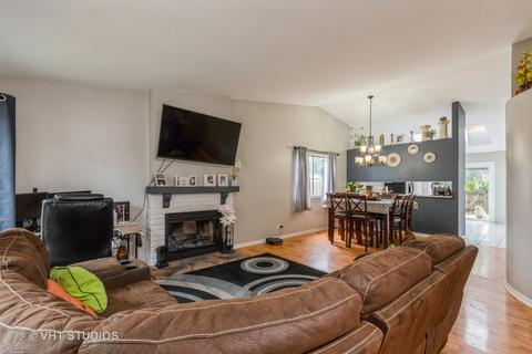 1316 Walden Dr, Elgin, IL 60120 photo 10