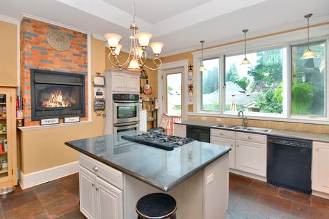 1102 E Jefferson St, Bloomington, IL 61701 photo 13