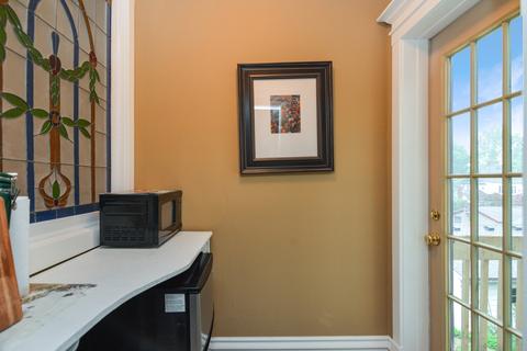 1102 E Jefferson St, Bloomington, IL 61701 photo 43