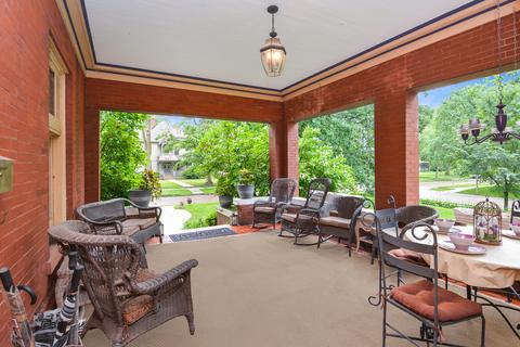 1102 E Jefferson St, Bloomington, IL 61701 photo 68