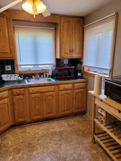 18 Michael Rd, Park Forest, IL 60466 photo 6