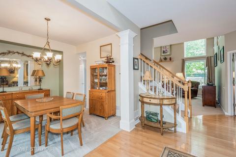 1030 Spinnaker St, Elgin, IL 60123 photo 8