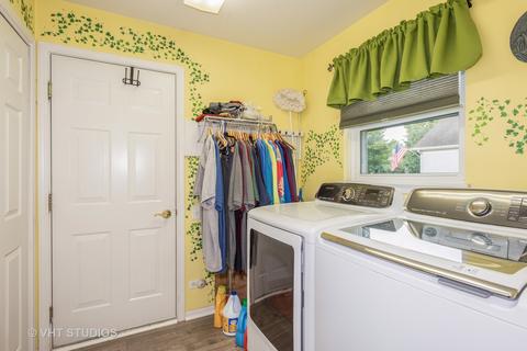 1030 Spinnaker St, Elgin, IL 60123 photo 14