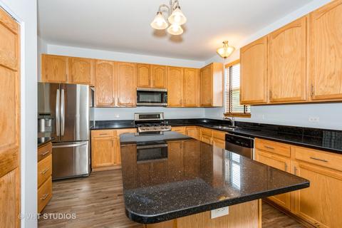 7504 Townsend Blvd, Plainfield, IL 60586 photo 7