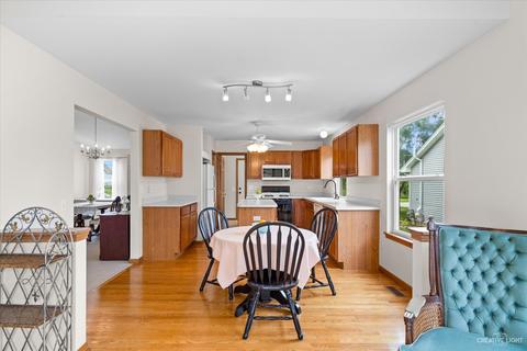1325 Deerpath Rd, Aurora, IL 60506 photo 12