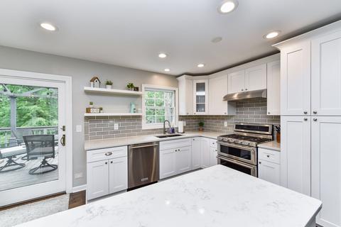 5357 Tall Tree Ct, Lisle, IL 60532 photo 13