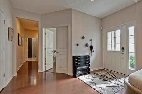 3153 Valcour Dr, Glenview, IL 60026 photo 4