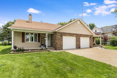 122 N Cedar St, Gardner, IL 60424 photo 1