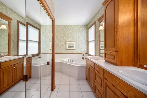 42 W545 Mcdonald Rd, Elgin, IL 60124 photo 25
