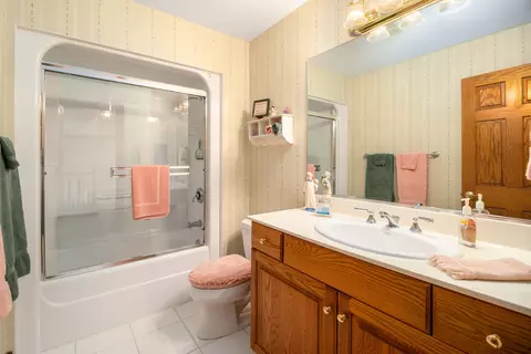 42 W545 Mcdonald Rd, Elgin, IL 60124 photo 32