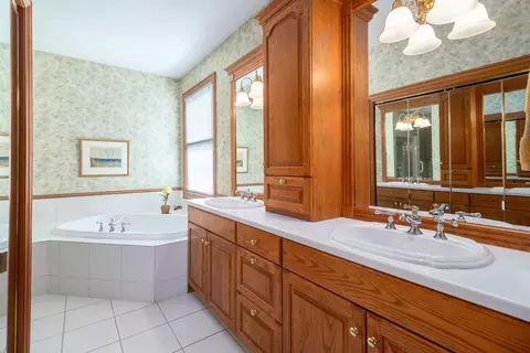 42 W545 Mcdonald Rd, Elgin, IL 60124 photo 24