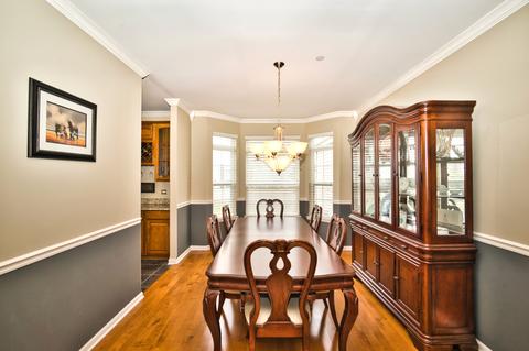 2106 Cabrillo Ln, Hoffman Estates, IL 60192 photo 8