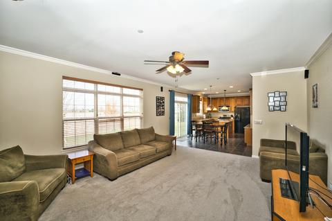2106 Cabrillo Ln, Hoffman Estates, IL 60192 photo 16