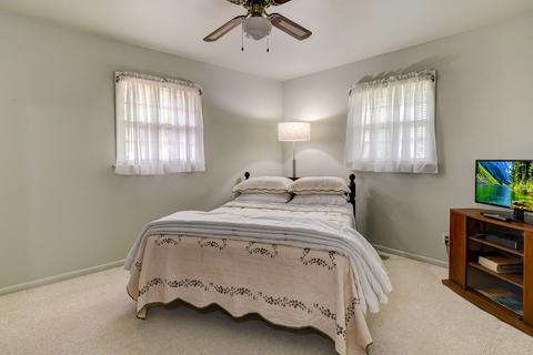 2240 Copley St, Aurora, IL 60506 photo 9