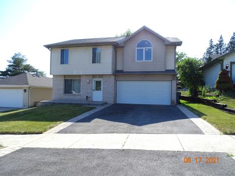 895 Springhill Cir, Naperville, IL 60563 photo 1