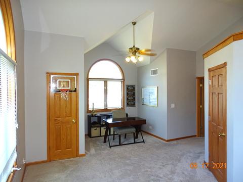 895 Springhill Cir, Naperville, IL 60563 photo 22