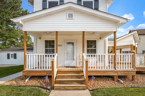 205 E North St, Manhattan, IL 60442 photo 2