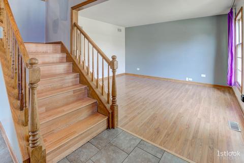 1909 Chestnut Hill Rd, Plainfield, IL 60586 photo 3