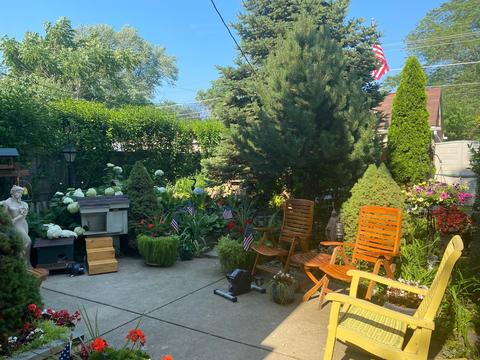 1693 White St, Des Plaines, IL 60018 photo 3