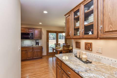 1021 Arbor Ave, Wheaton, IL 60189 photo 5