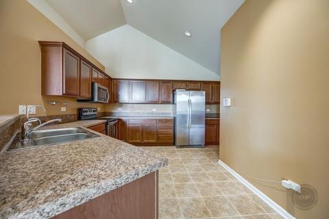 16613 Fox Run Cir, Plainfield, IL 60586 photo 20