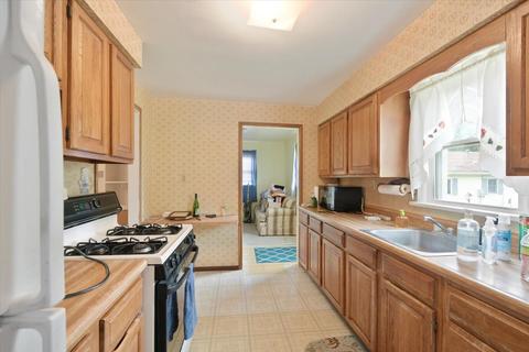 203 E Griggs St, Mansfield, IL 61854 photo 5