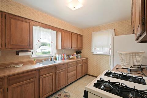 203 E Griggs St, Mansfield, IL 61854 photo 4