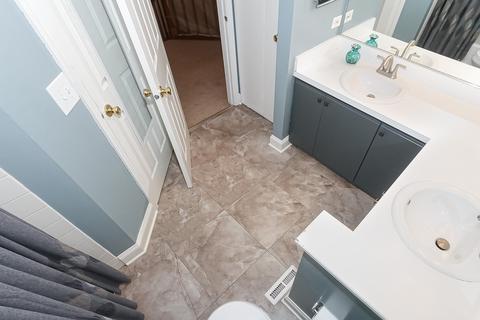 748 Ripple Brook Ln, Elgin, IL 60120 photo 19