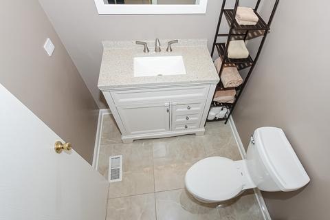 748 Ripple Brook Ln, Elgin, IL 60120 photo 13