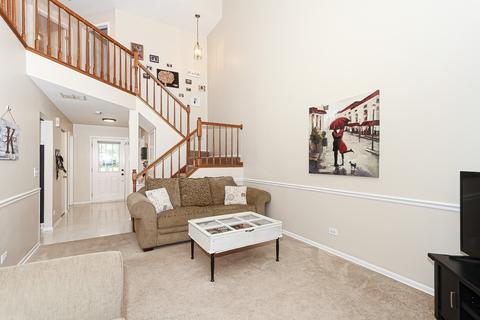 748 Ripple Brook Ln, Elgin, IL 60120 photo 7