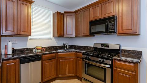 528 Circle Ave, Forest Park, IL 60130 photo 2