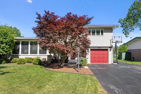643 Fairway Dr, Glenview, IL 60025 photo 1