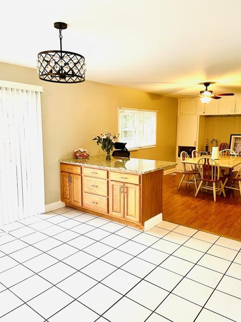 50 Waverly Dr, Elgin, IL 60120 photo 7