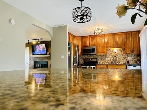 50 Waverly Dr, Elgin, IL 60120 photo 5