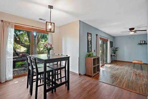 726 Berwick Pl, Roselle, IL 60172 photo 7