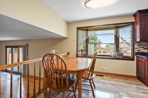 15739 Jon Rd, Oak Forest, IL 60452 photo 13