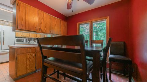 2052 E Hickory St, Crete, IL 60417 photo 48